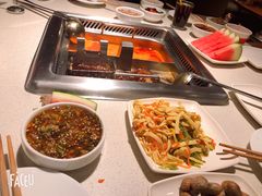 -海底捞火锅鲜切牛肉主题店(长寿路店)