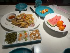 -荷塘秋月·本帮江浙菜(国权路店)