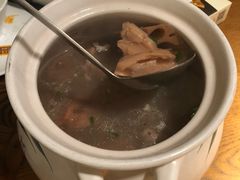 野藕筒子骨汤-炊烟小炒黄牛肉(中心印象城店)
