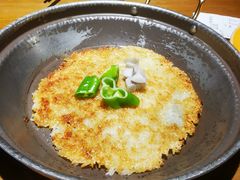 锅巴牛腩-吃饭皇帝大土家民族菜(正大广场店)