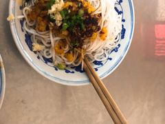 -高师傅特色米粉汤包(建设路店)