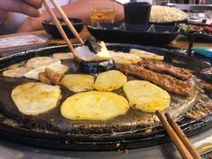 -赞酱川式烤肉(蜀都万达店)
