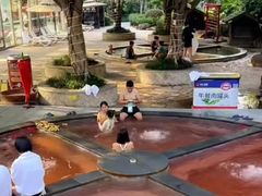 -融汇温泉