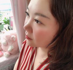 -爱美睫美甲会馆