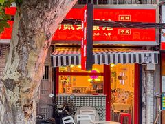 -捌贰虾蟹·江湖菜馆(江汉路店)
