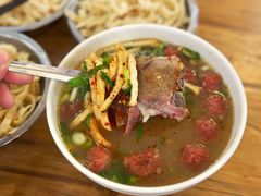 -清真马杰山牛肉汤馆