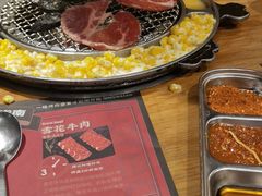 -青瓦炭韩潮烤肉(花园道店)