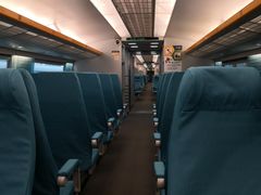 -龙阳路磁悬浮列车总站-停车场