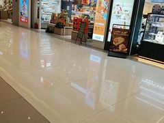 -来伊份(我格广场武宁路店)