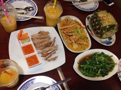 -Dang restaurant (patong phuket)