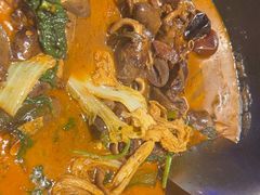 -山河屯铁锅炖·非遗东北菜(南山店)