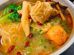 柳州老表螺蛳粉-桂小厨广西菜(世茂广场店)