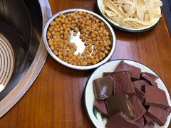 -曹丞相·地锅鸡·地锅鱼(武林店)