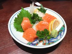 三文鱼刺身-翔峰炭火鳗鱼(悦泰街里公寓店)