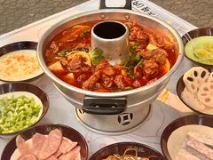 -碰湘地·鲜切牛肉麻辣烫(新世纪家园店)