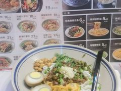 -桂在香知桂林米粉(南岗松雷店)