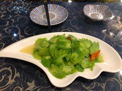 -乡村馕坑肉·烧烤·新疆菜·本地人更爱吃(阿勒泰首店)