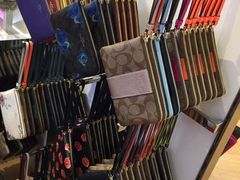 -COACH蔻驰(百联奥特莱斯广场店)