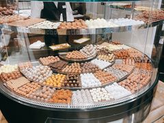 -Laderach 莱德拉(上海环贸iapm店)