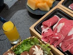 -湊湊火锅·茶憩(打浦桥日月光店)