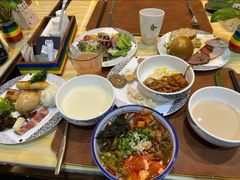 -西藏饭店·亚克·食光自助餐厅