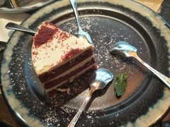 红丝绒蛋糕-百特喜·意大利餐厅(八佰伴镇江店)