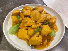 -闫府私房菜(恒隆店)