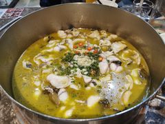 酸菜鱼锅-江南鱼捞(北仑银泰城店)