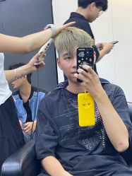 -藤野造型专业烫染接发