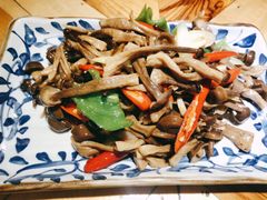 小炒山野菌-无届青年餐馆(熙街店)