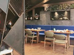 大堂-金牌老碗时尚陕菜(王府井百货店)