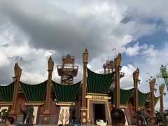 -七彩云南欢乐世界