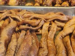 -老鼎万春卤菜(五代传承创始老店)