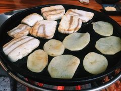 -炭虎子水浒烤肉(梦时代店)