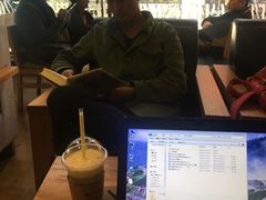 -Who乎coffee&bar