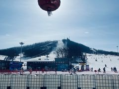 -庙香山滑雪场