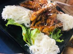 辣鸡爪拌面-妈妈手(山大总店)