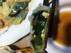 -阿洪锅贴王(小吃城店)