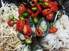 -闯关东东北农家菜(崂山石老人店)