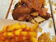 -HUZI虎滋精酿餐吧(京西大悦城店)