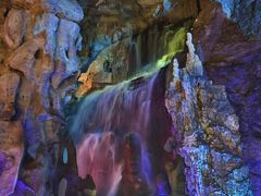 -泰安地下龙宫景区