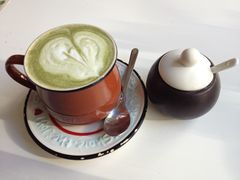 抹茶拿铁-Anne猫窝咖啡屋