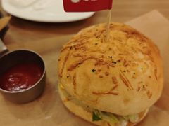 -必胜客(港汇店)