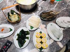-禄婶鸡煲·打边炉