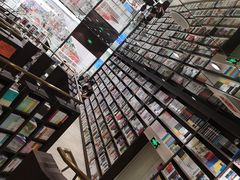 -钟书阁(群光广场店)