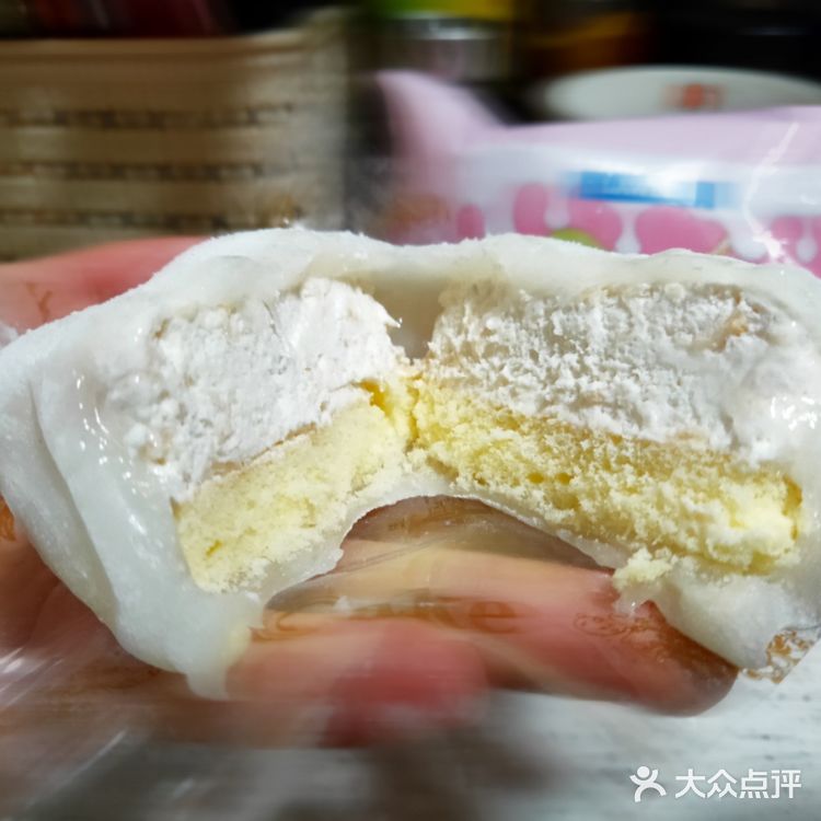 罗森冰皮蛋糕大合集来啦 新品抹茶生巧 承袭了冰皮月亮
