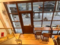 -C.Y Cafe
