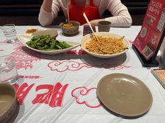 -肥肥虾庄·金牌油焖大虾(杨园滨江时代walk店)