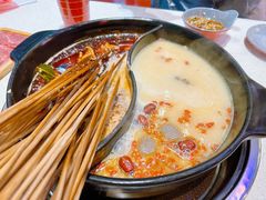 -钢管厂五区小郡肝串串香火锅(梅川路店)