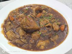 红烧牛窝骨-红旗饭庄